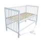 Preview: Kinderbett - Beistellbett - Babybett 120x60cm mit Gurt und Rädern weiß