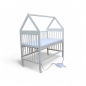 Preview: Kinderbett - Beistellbett - Babybett Haus 120x60cm mit Matratze Gurt und Rädern weiss